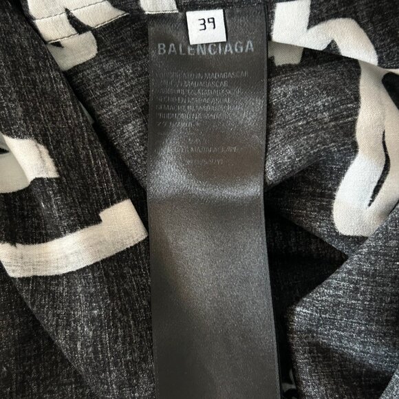 Balenciaga Black & White Script Button Up Shirt - Picture 4 of 6